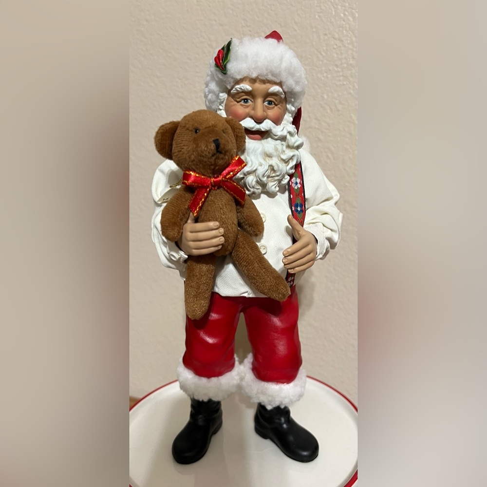 JC Penny Santa Claus figurine